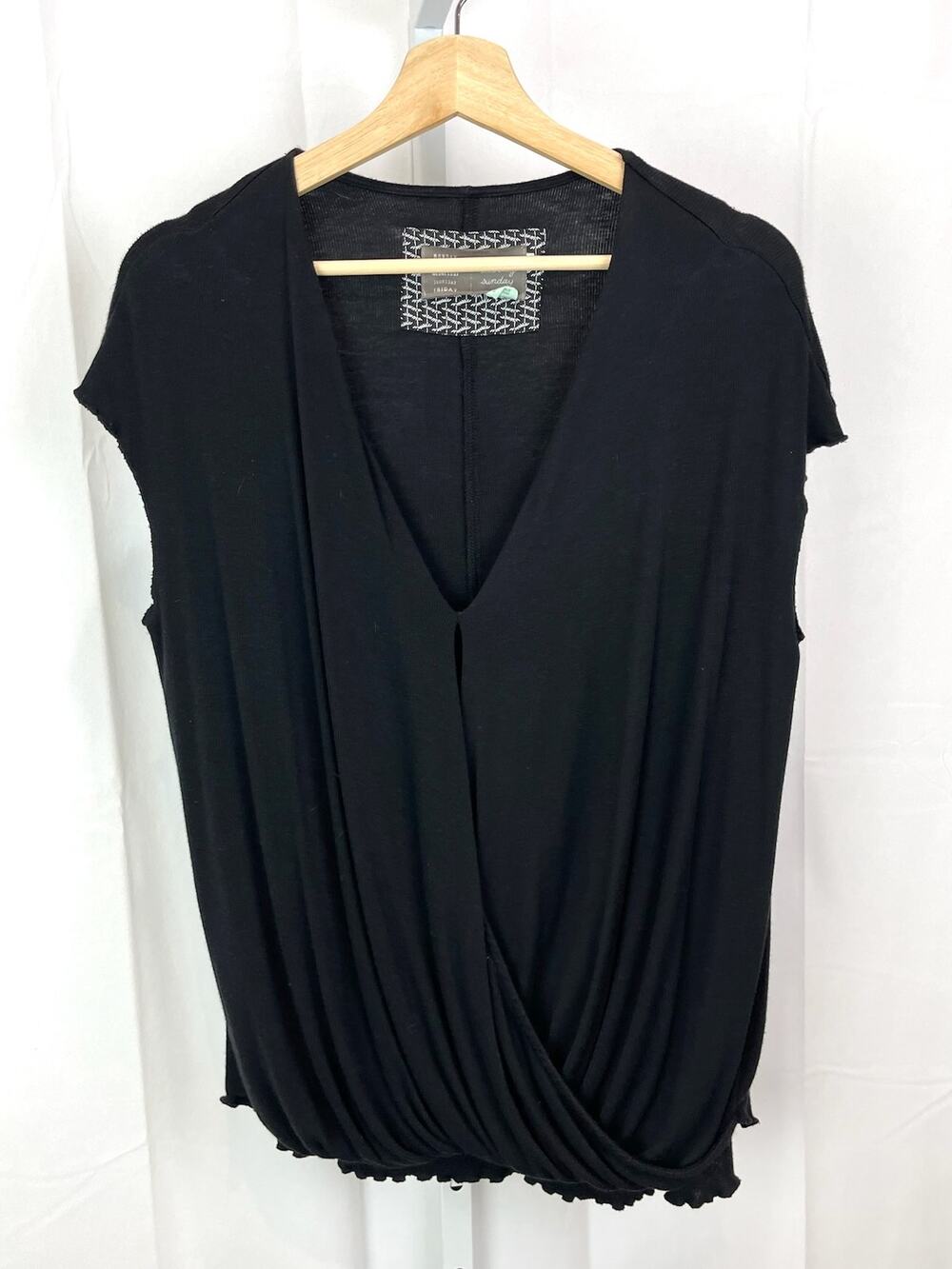SATURDAY SUNDAY  Size S Anthropologie Clarissa Wrap Top Short Sleeve Black
